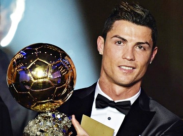 Ronaldo Altın Topu aldı
